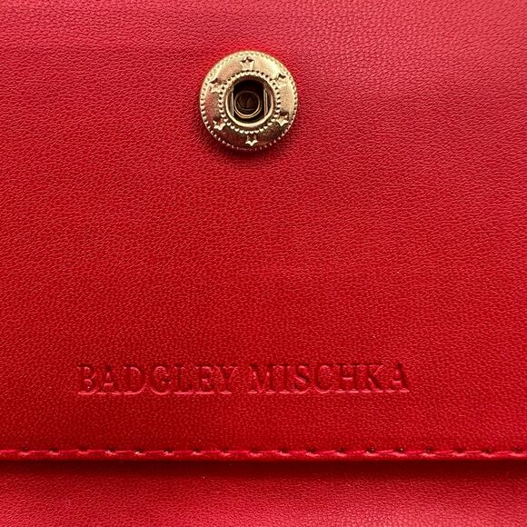 Badgley Mischka Womens Vegan Leather Long Card Holder Wallet Red Quilted NWT - Picture 6 of 10